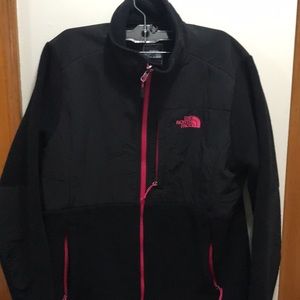 North Face Women’s Jacket Size Large. Smoke free home.